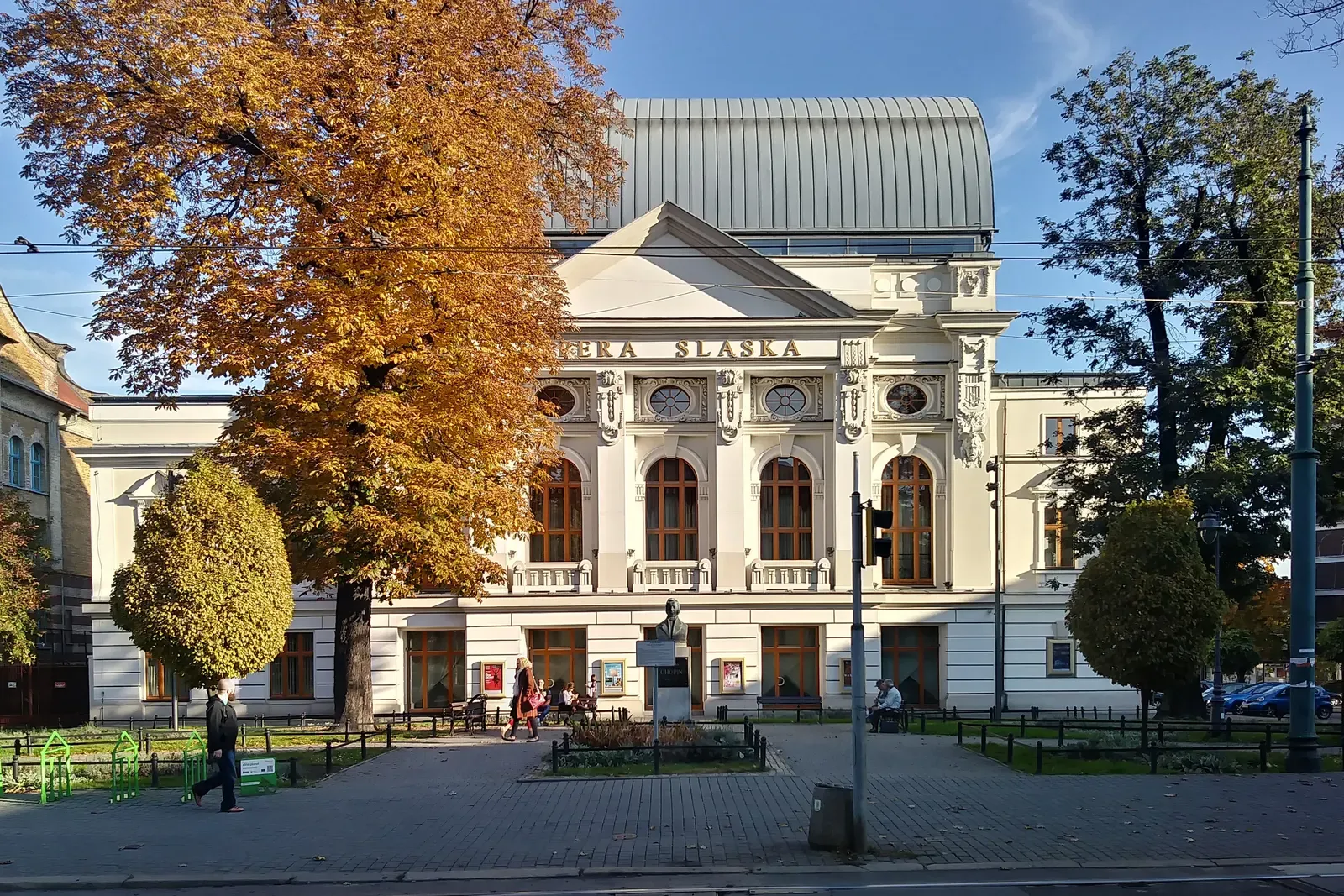 Opera Śląska, atrakcja w okolicy apartamentu Helenka Modern w Zabrzu